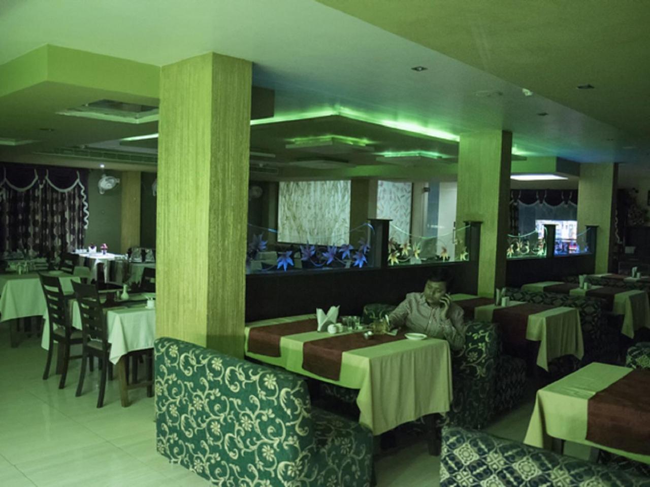 Hotel Sunshine Baharampur المظهر الخارجي الصورة