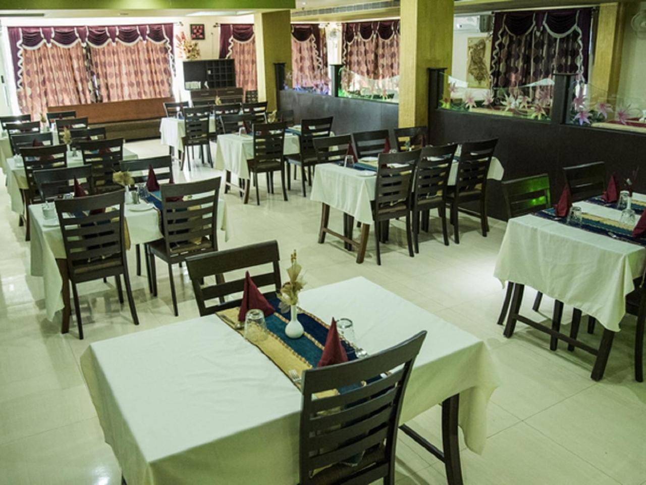 Hotel Sunshine Baharampur المظهر الخارجي الصورة