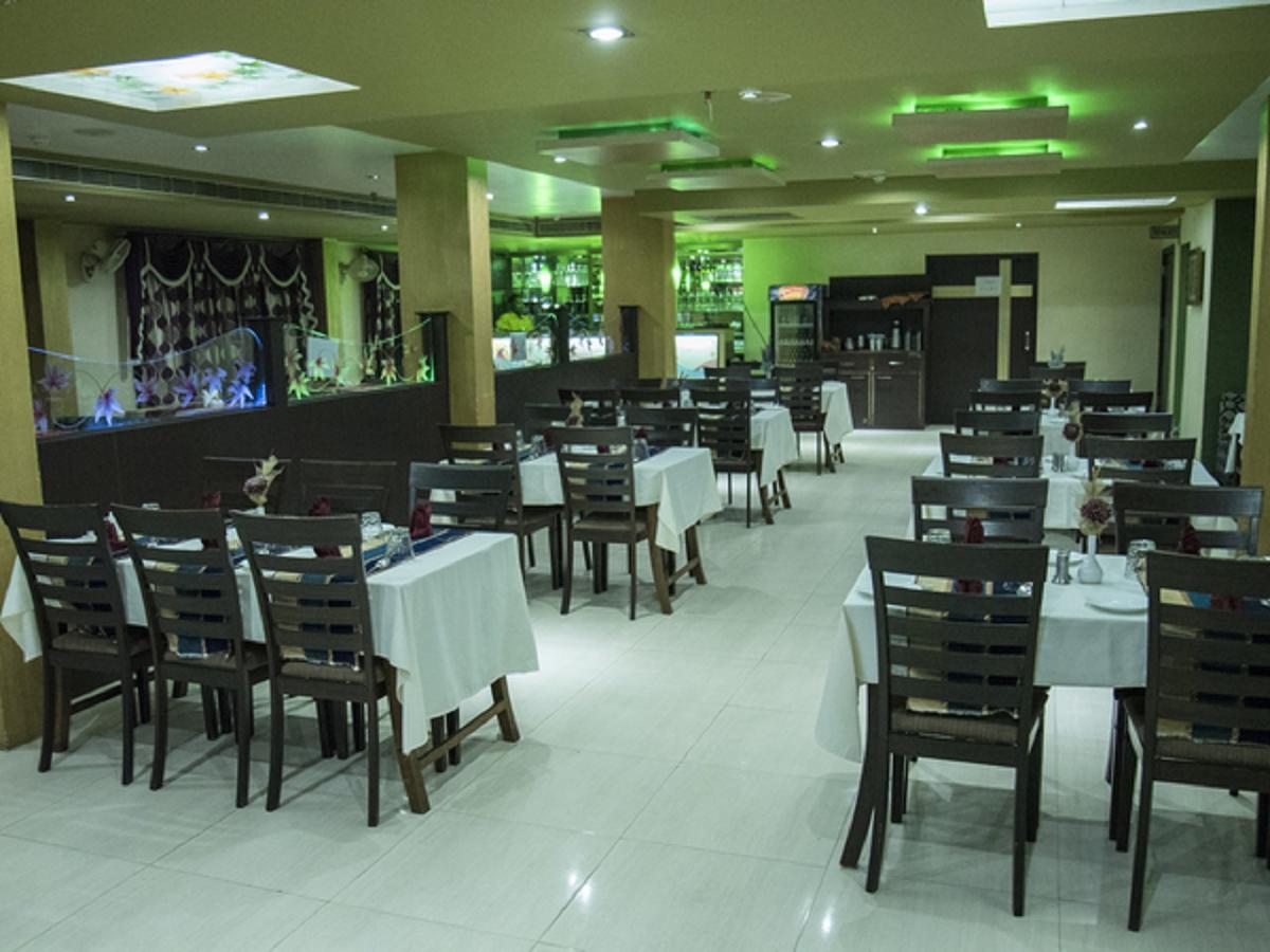 Hotel Sunshine Baharampur المظهر الخارجي الصورة