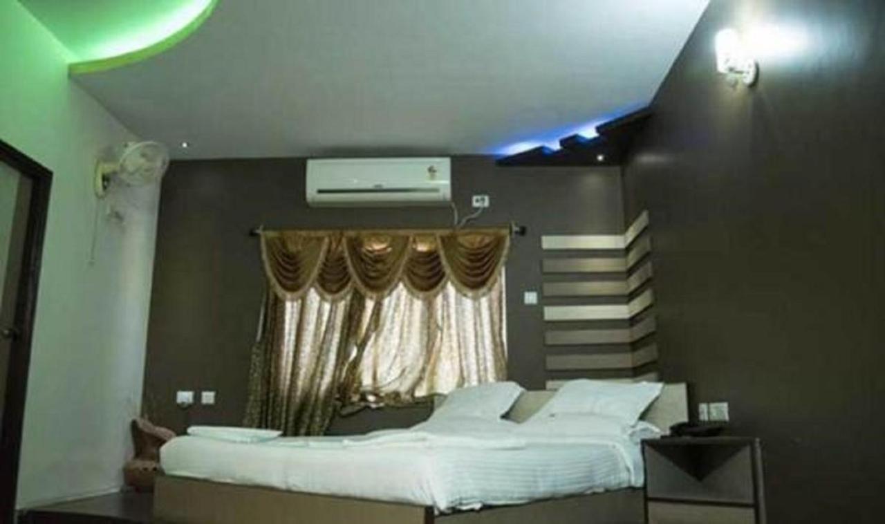 Hotel Sunshine Baharampur المظهر الخارجي الصورة